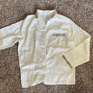 🎃 Elegant White Blouse with Brown Accents